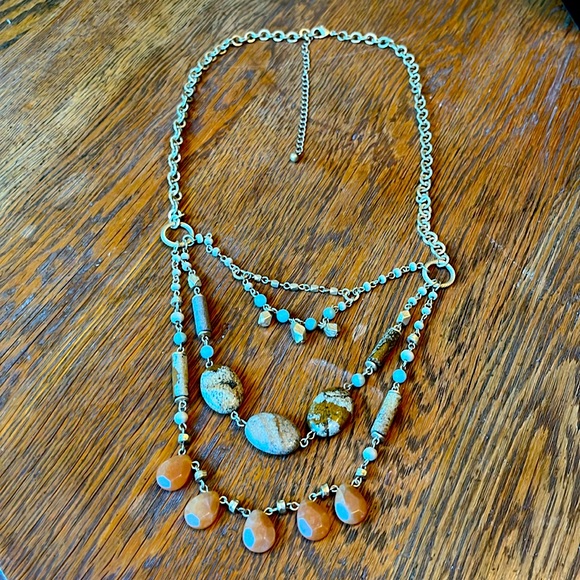 Beautiful layered adjustable Necklace in Earth Tones - Picture 2 of 3